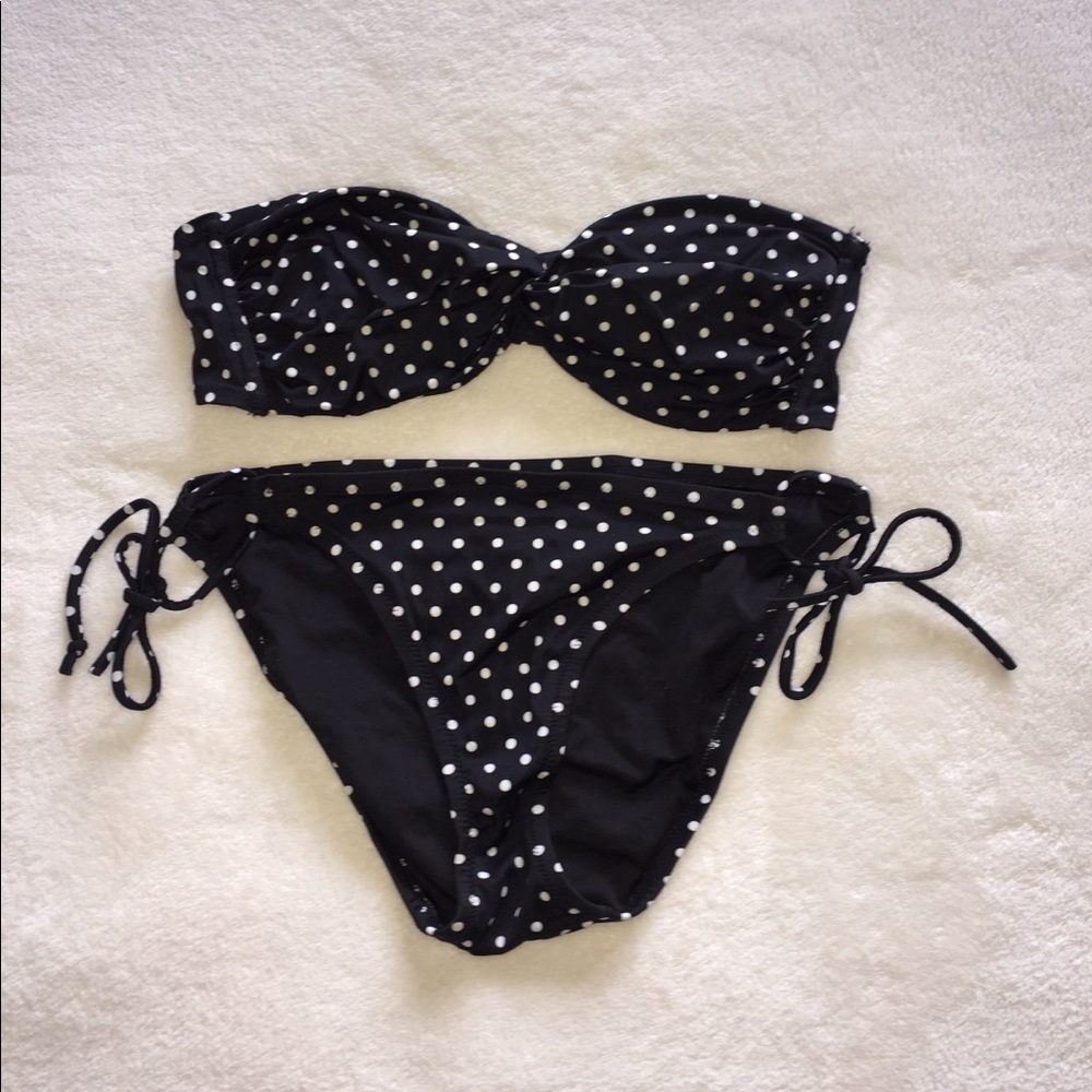 Victoria’s Secret Twist Bandeau Swim Bikini